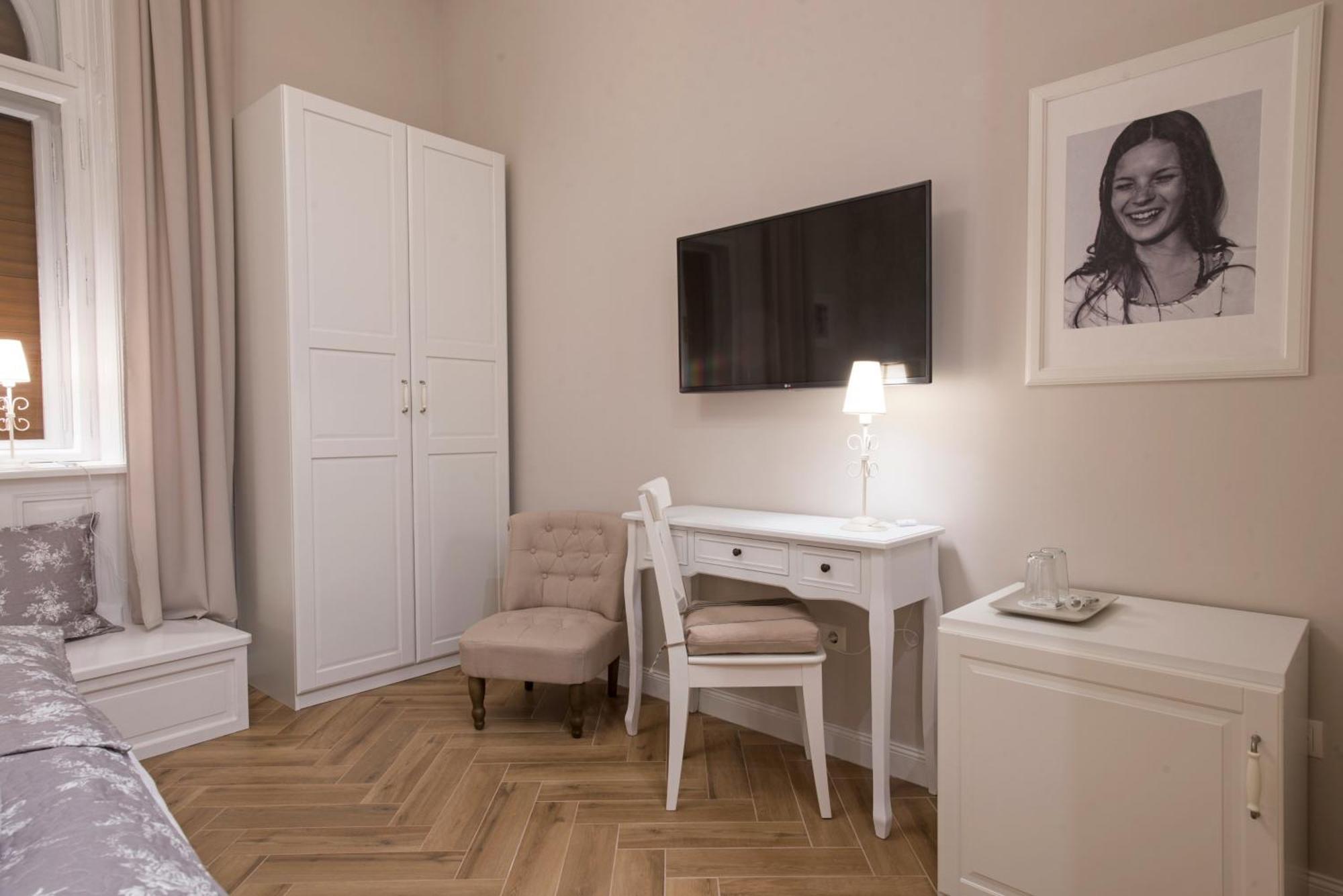 Serenity Boutique Budapest Exteriör bild